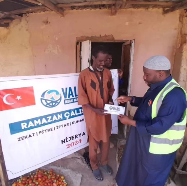Nijerya'da Zekat-Fitre Dağıtımı Gerçekleştirildi.
