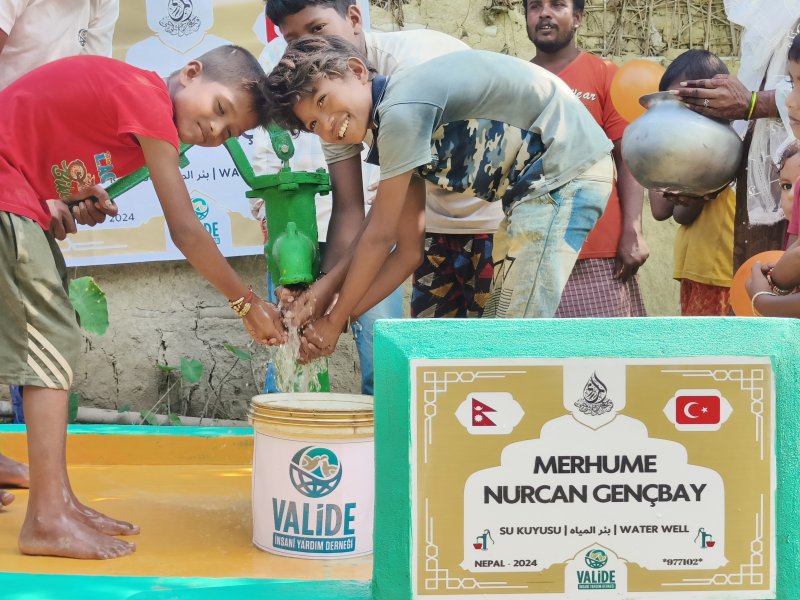 Nepal’de Nurcan GENÇBAY Su Kuyusu Açıldı.