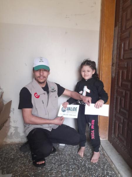 Yetimlerin Yüzü Gülsün Diye!