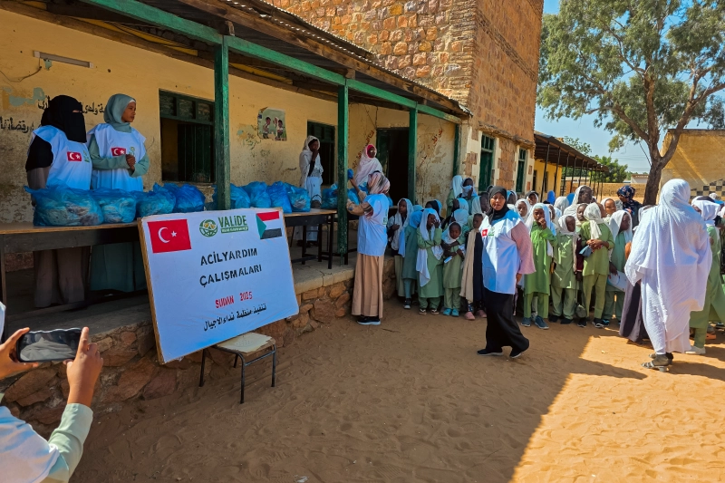 Visit to Al-Jumhuriya Girls' School